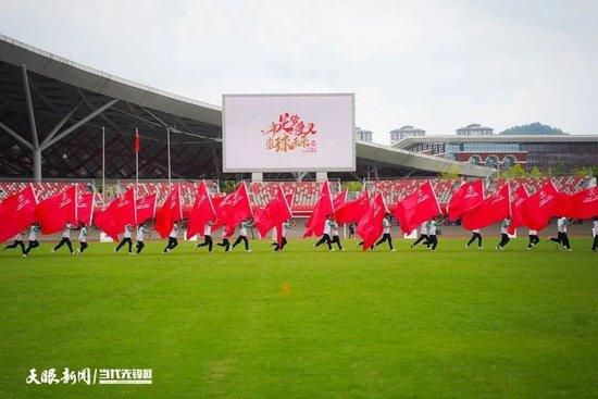 我们选择了状态最好的球员，尤其是在中场，桑谢斯、佩莱格里尼、奥亚尔都不在最佳状态，我们选择了那些有信心、有头脑、有勇气的球员踢这场硬仗。